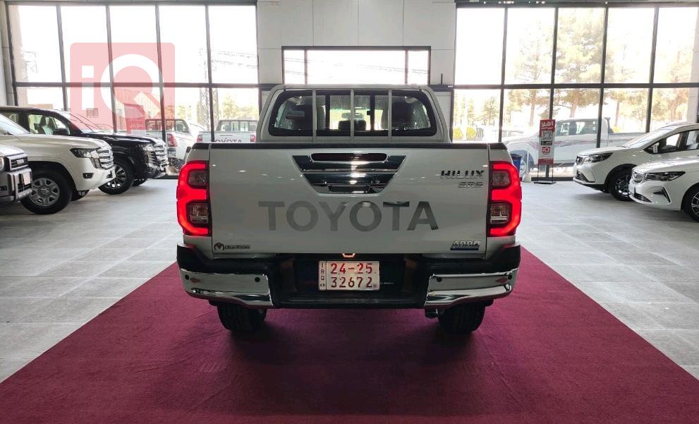 تۆیۆتا هایلۆکس